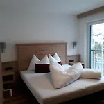 Brueckenwirt Bed and Breakfast Ζόλντεν