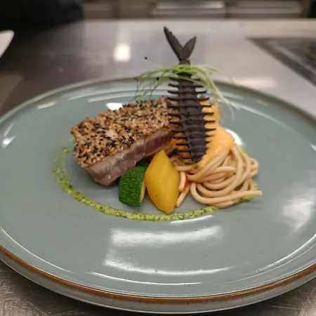 לינה וארוחת בוקר Brueckenwirt